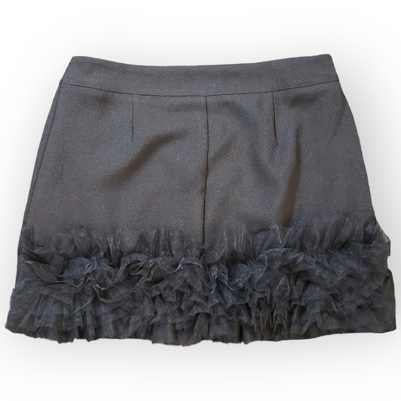 In The Style Bradshaw Mini Skirt With Lace Detail at Back - Picture 3 of 8